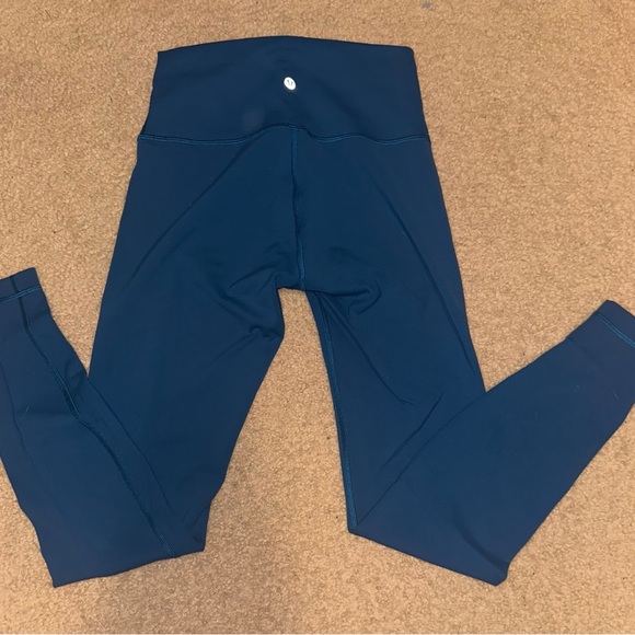 Lululemon Blue/Green High-Rise Wuner Train Leggings in length 28”, Size 6. - Picture 2 of 3